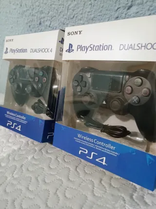 Due controller Playstation 4