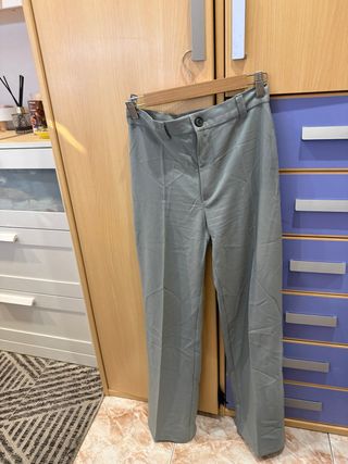 Pantalón de vestir gris Aqua
