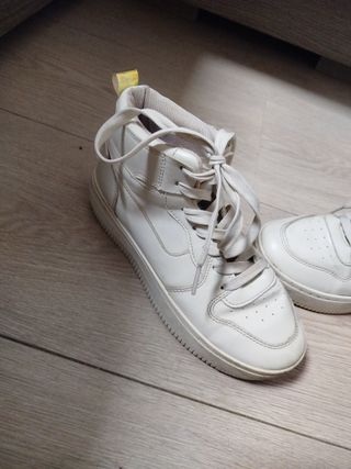 Scarpe sportive bianche