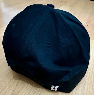 Gorra Unkut Negra Bordada