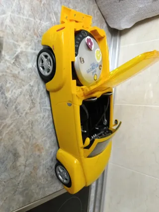 Coche de Juguete Amarillo