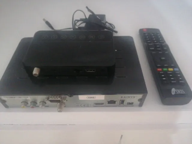 Decodificador Satélite Iris 1900 HD + Mando