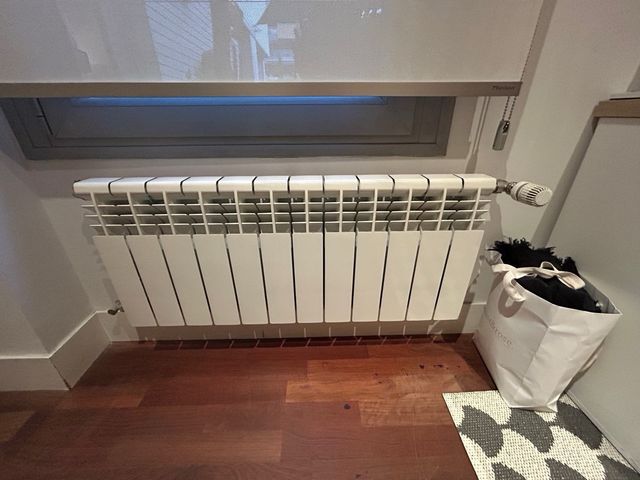 Radiador Agua Caliente Metal Blanco