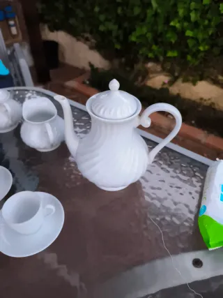 Juego de café 6 tazas de porcelana cafetera,etc