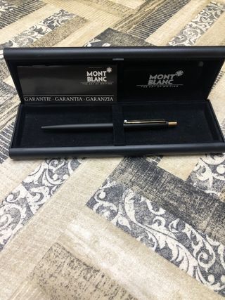 Bolígrafo Montblanc Negro Oro