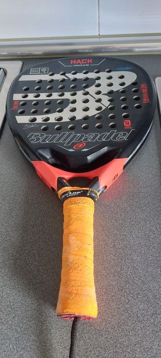 Raqueta Bullpadel Hack Paquito Navarro