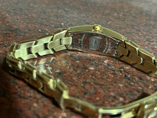 Reloj Lotus Dorado