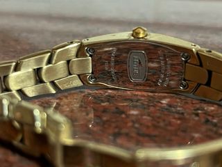Reloj Lotus Dorado