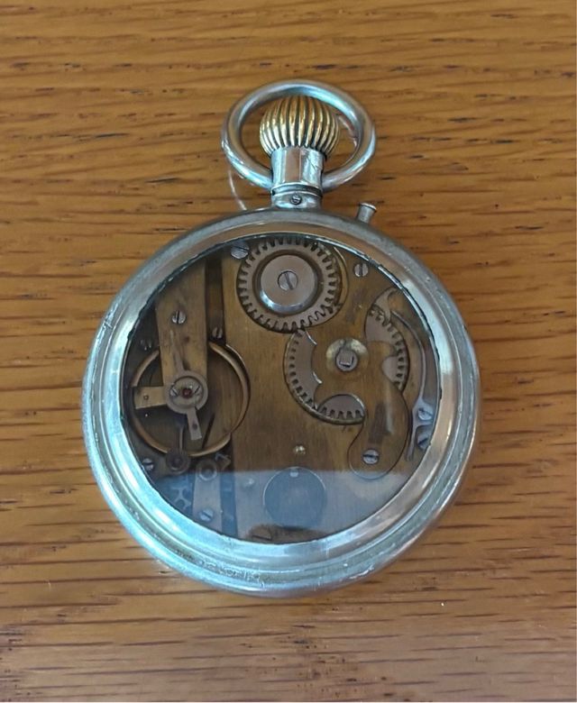 Reloj de bolsillo antiguo
