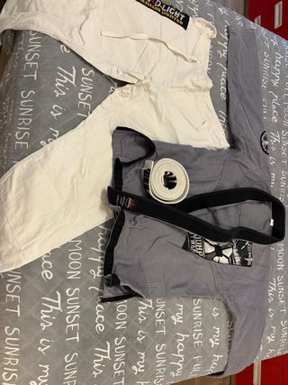 Kimono Buddha Light Blanco y Gris
talla A1