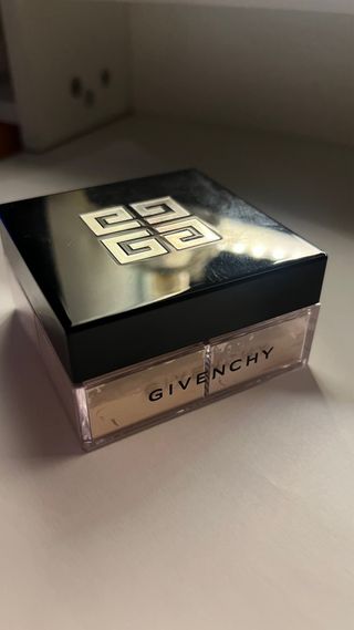 Polvos sueltos Givenchy beige