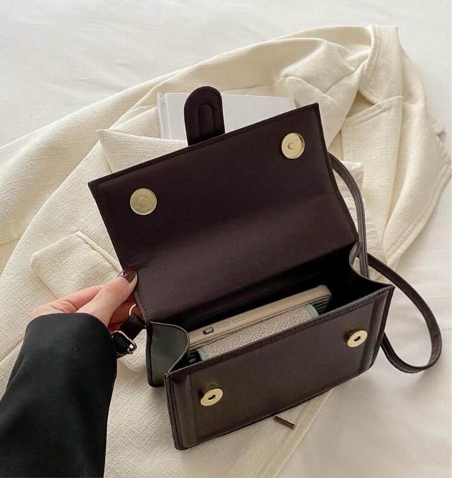 Bolso vintage cuadrado marrón