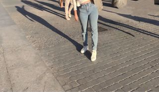 Pantalón vaquero Stradivarius Mom Slim Fit