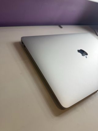 MacBook Air 13.3 M1 Plata