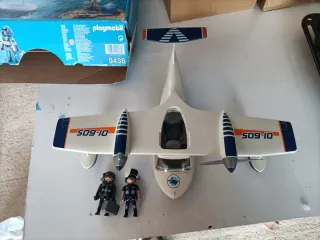 Avión Policía Playmobil con policía