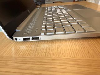 Portátil HP 15S-EQ2167NS AMD Ryzen 5000U