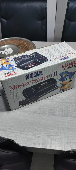 SEGA Master System II Sonic The Hedgehog
