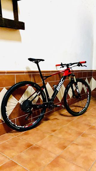 Bicicleta BMC Carbono