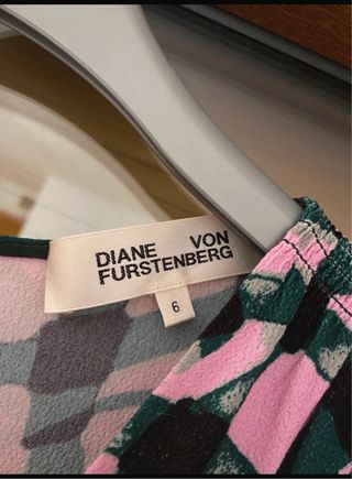 Vestido Diane von Furstenberg estampado
