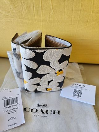 Cartera Coach Flores Blanco y Negro