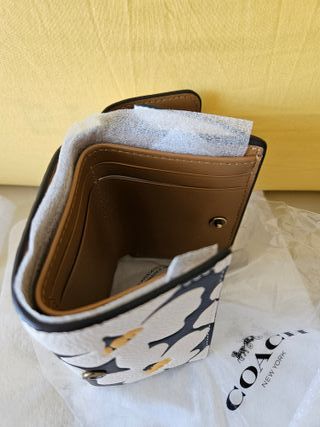 Cartera Coach Flores Blanco y Negro