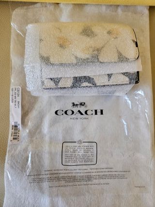 Cartera Coach Flores Blanco y Negro