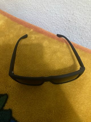 Occhiali da sole sportivi