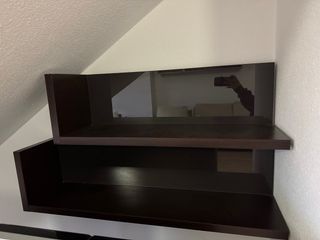 Estanterías de pared madera y cristal