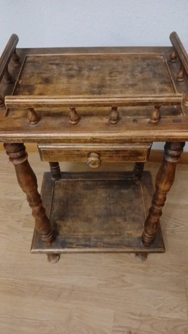 Mobili da scrivania in legno Castellano