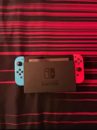 Nintendo Switch 