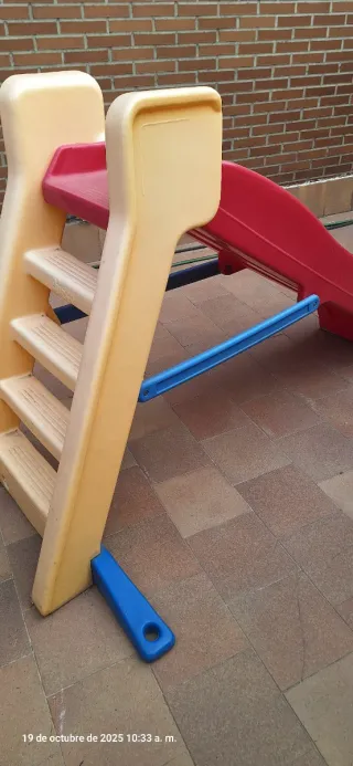Tobogán infantil Marca Chicco