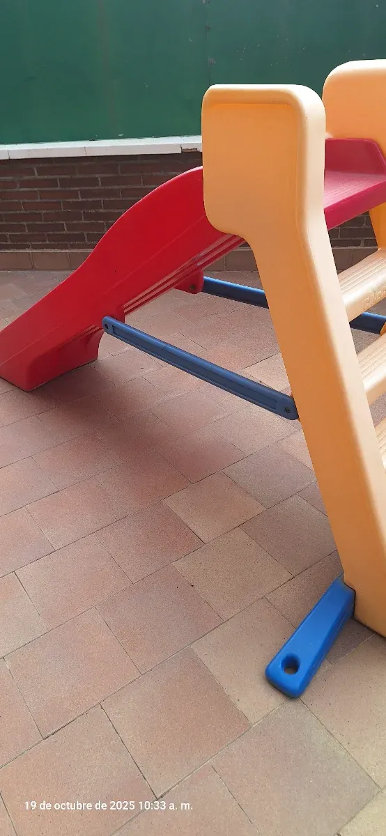 Tobogán infantil Marca Chicco