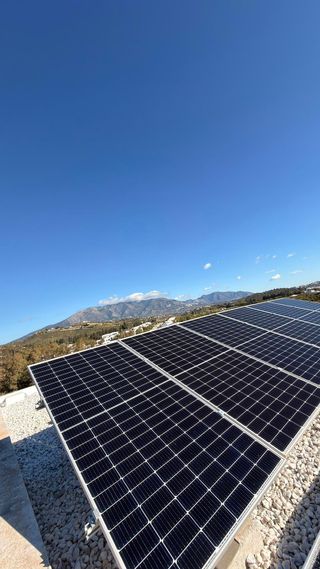 INSTALACION FOTOVOLTAICA, PLACAS SOLARES.