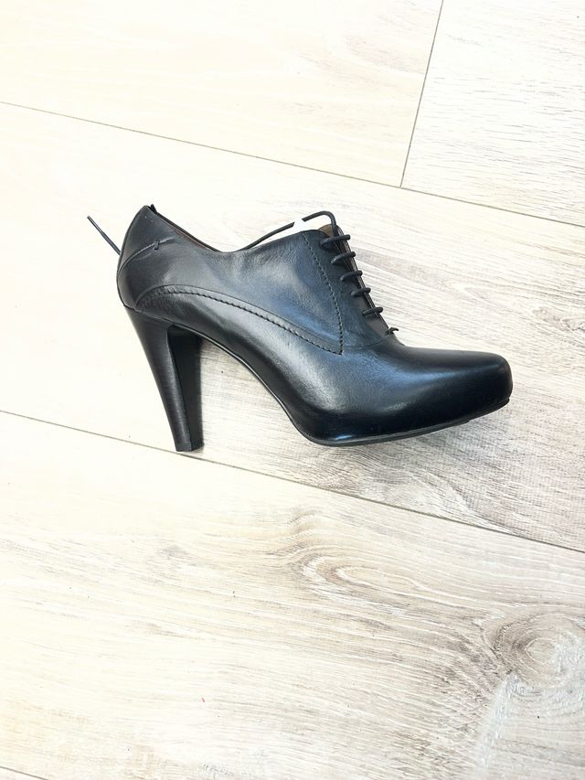 Stivaletti Nero Giardini tacco nero