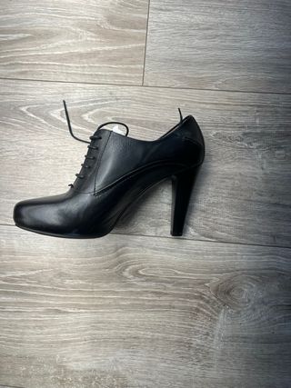 Stivaletti Nero Giardini tacco nero