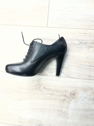 Stivaletti Nero Giardini tacco nero