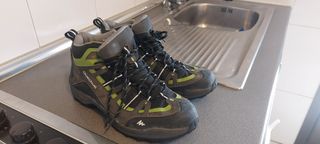 Botas Trekking Quechua Novadry Talla 44