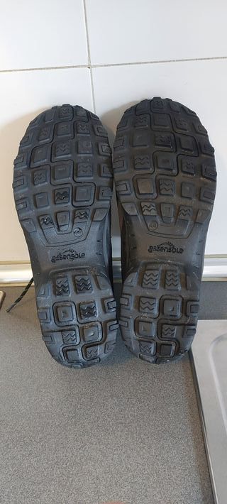 Botas Trekking Quechua Novadry Talla 44