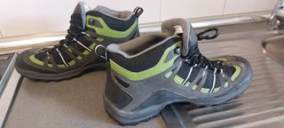 Botas Trekking Quechua Novadry Talla 44