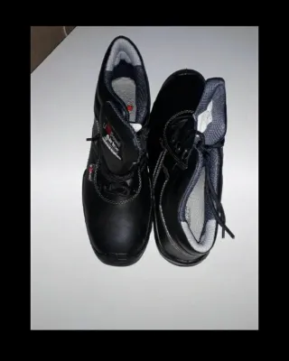 Scarpe antinfortunistiche nere