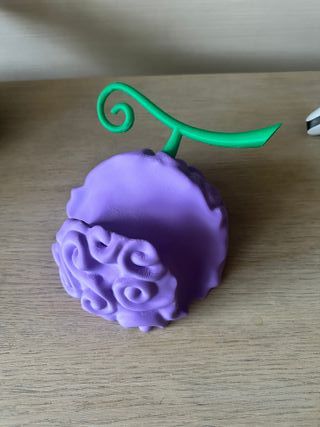 Soporte Mando Gomu Gomu no Mi con tallo verde