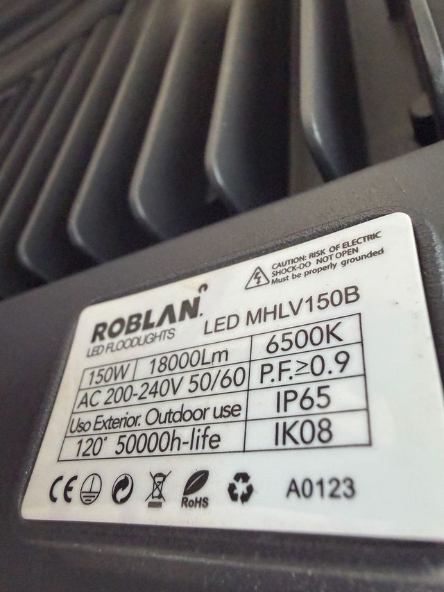 Foco LED Roblan Negro Exterior