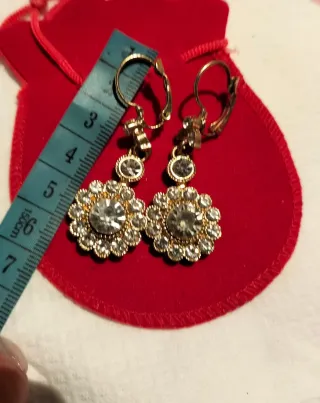 Pendientes vintage margaritas dorados 
