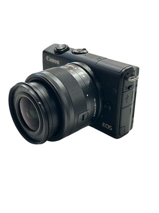CAMARA DIGITAL CANON EOS M200 EF-M24.1MP + OBJETIVO EF-M 15-45MM 12.3.5-6.3 IS STM + CARGADOR + FUNDA