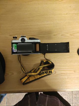 Cámara Nikon FM2 Plata y Negra