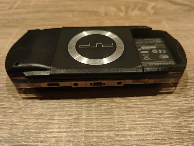 Sony PSP 1000 Nero + Gioco + accessori