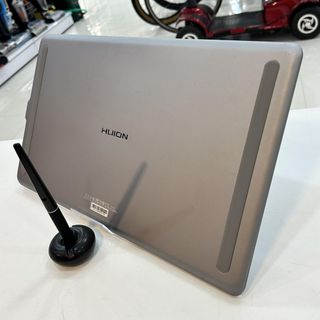 TABLETA GRAFICA HUION KAMVAS PRO 16 CON LAPIZ Y CABLEADO