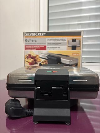Silver Crest Gofrera 1000W poco usada