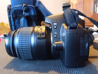 Kit Fotocamera NIKON D40