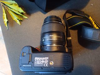 Kit Fotocamera NIKON D40